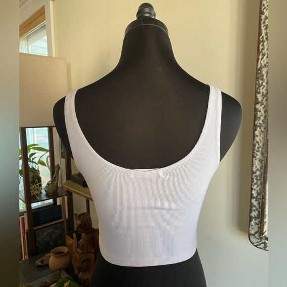 Joah Brown White Ribbed Notch-Neck Tank Crop - Picture 3 of 11